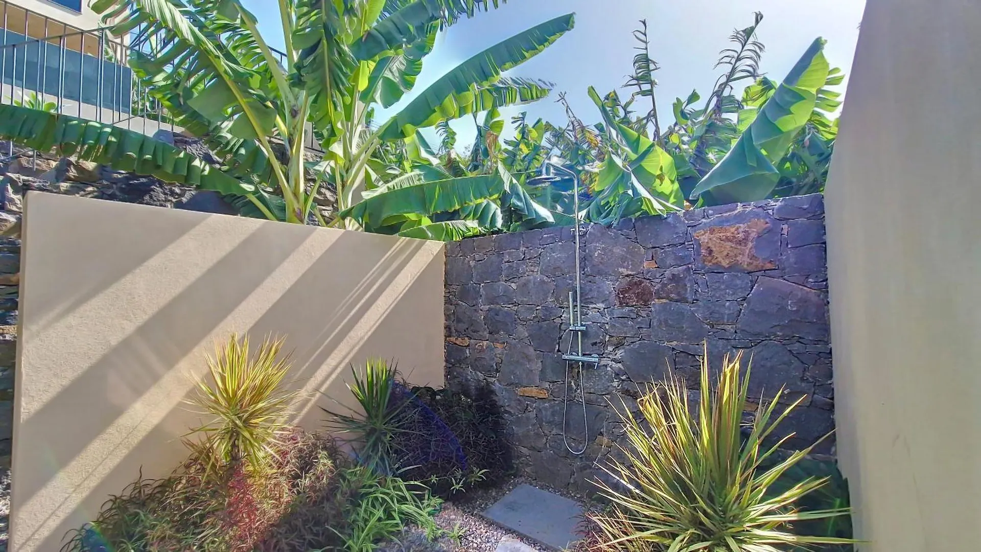 Serenity Valley Escape By Lovelystay Ribeira Brava 0*,  Portekiz